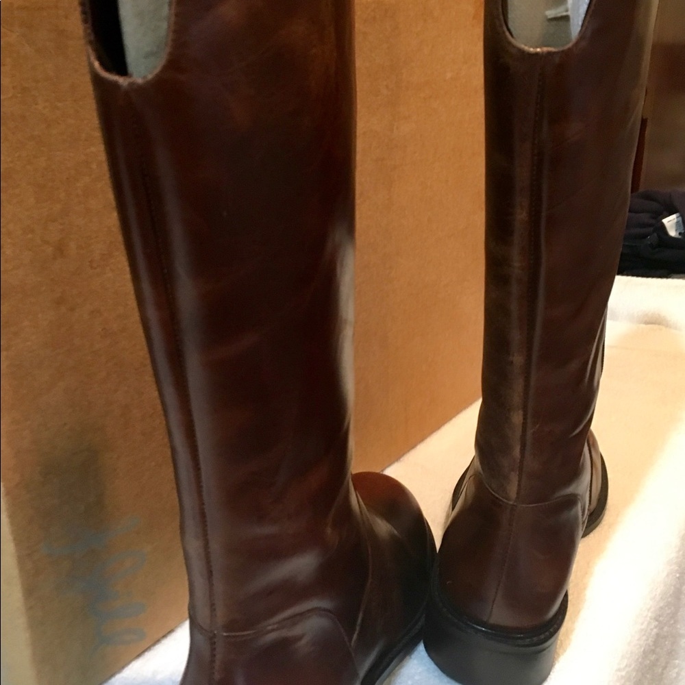 Boots - Picture 2 of 3